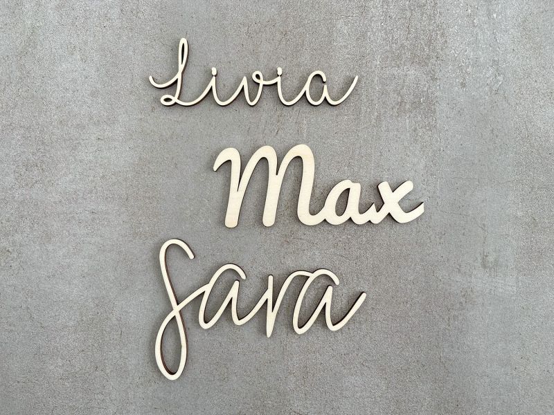 ᐅ Schriftzug aus Holz personalisiert