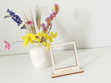 Polaroid Bilderrahmen aus Holz personalisiert Bilderrahmen mit Wunschschriftzug O happy day | Schreibschrift | mit Standfuß
